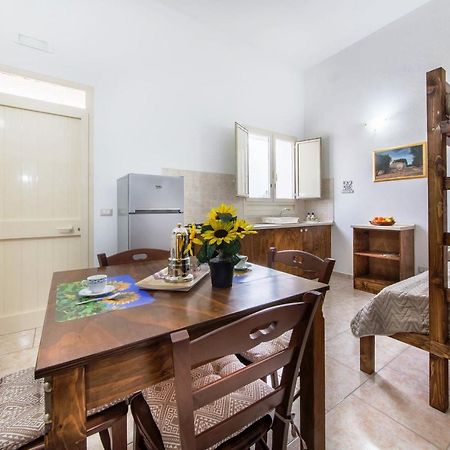 Villa Silvia Luxury Residence Taviano  Buitenkant foto
